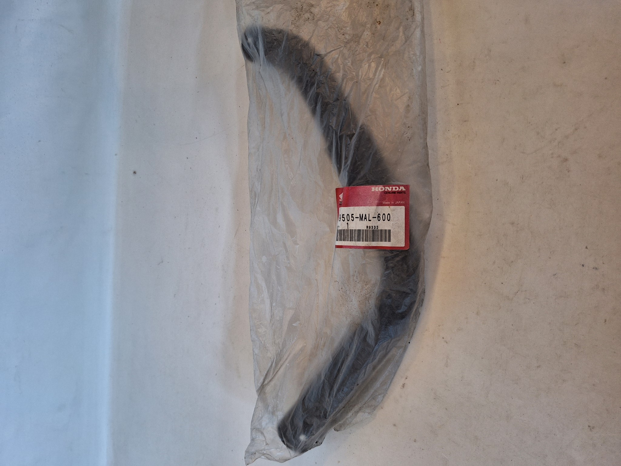 Picture of HOSE,RADIATOR LOW  19505-MAL-600